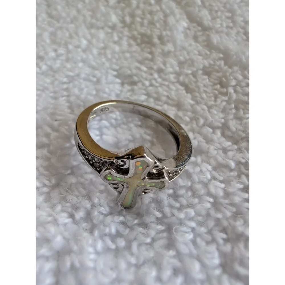 White‎ Lab Opal Oxidized Swirl Cross Ring 925 Sterling Silver Band Size 7